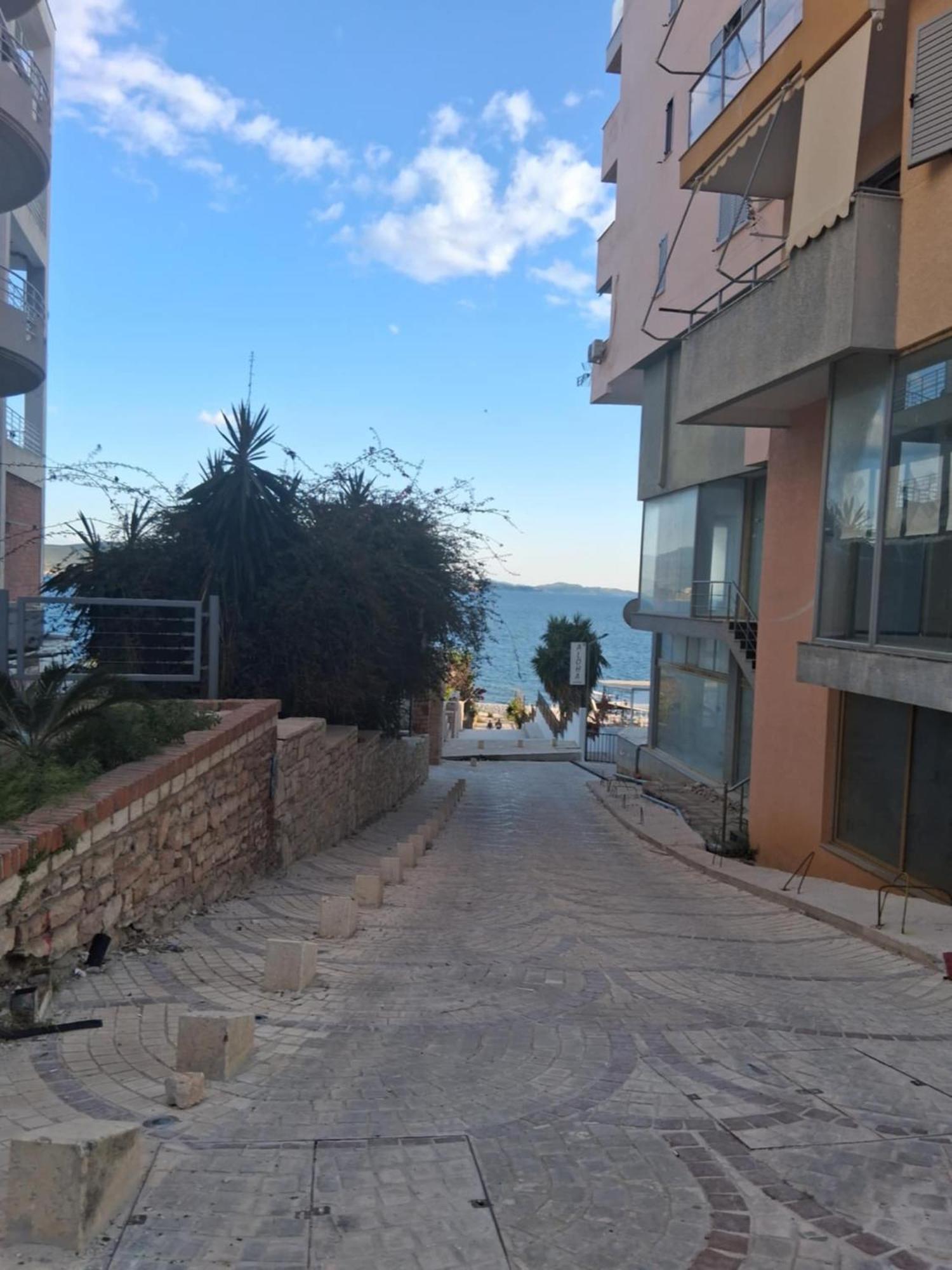 Amazing View Lägenhet Sarandë Exteriör bild